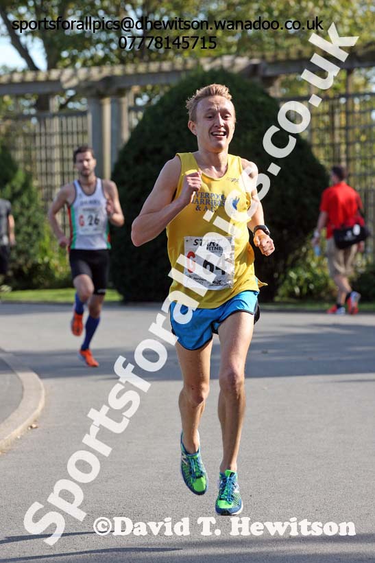 Senior men, Northern Road Relays, Blackpool. Photo: David T. Hewitson/Sports for All Pics